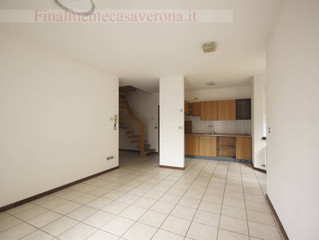 Appartamento in Via Cesare Battisti, Comano Terme, 5 locali, 1 bagno