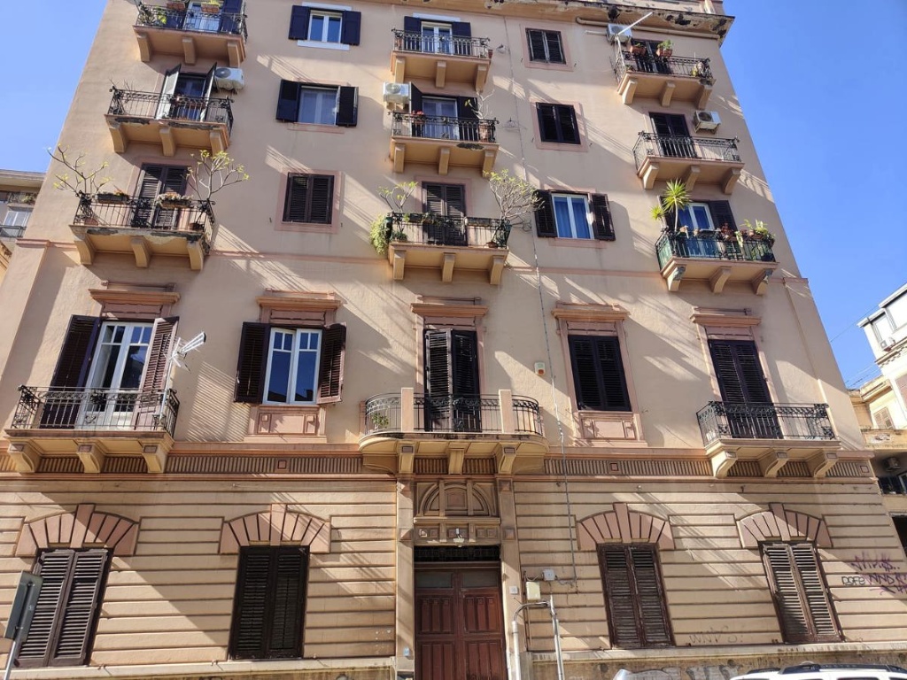 Appartamento in Via Nunzio Morello 14, Palermo, 5 locali, 2 bagni