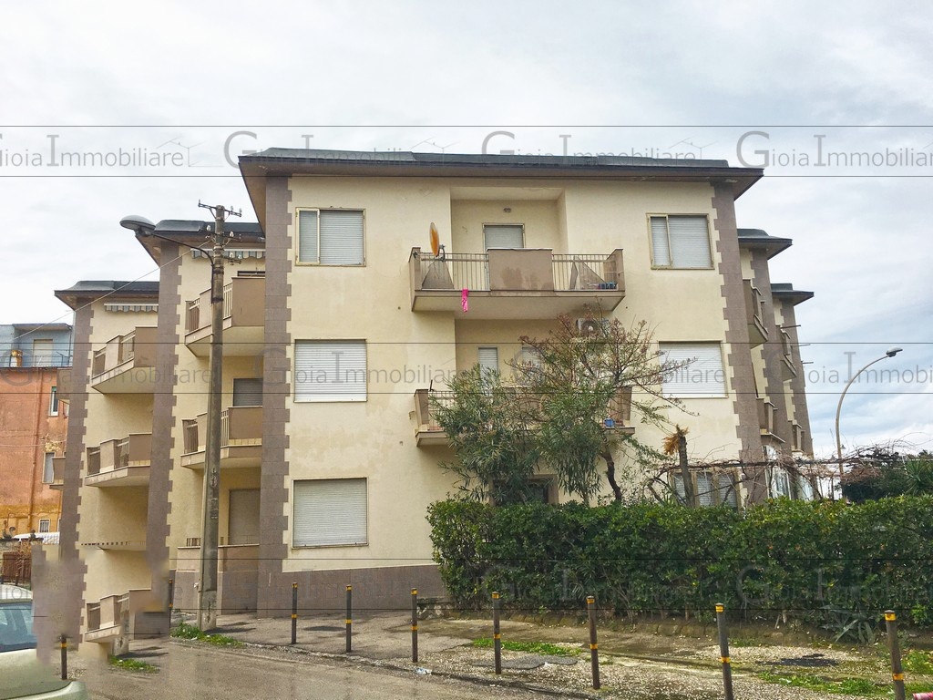Quadrilocale in Via Colonnello Oliveti, Mondragone, 1 bagno, 91 m²