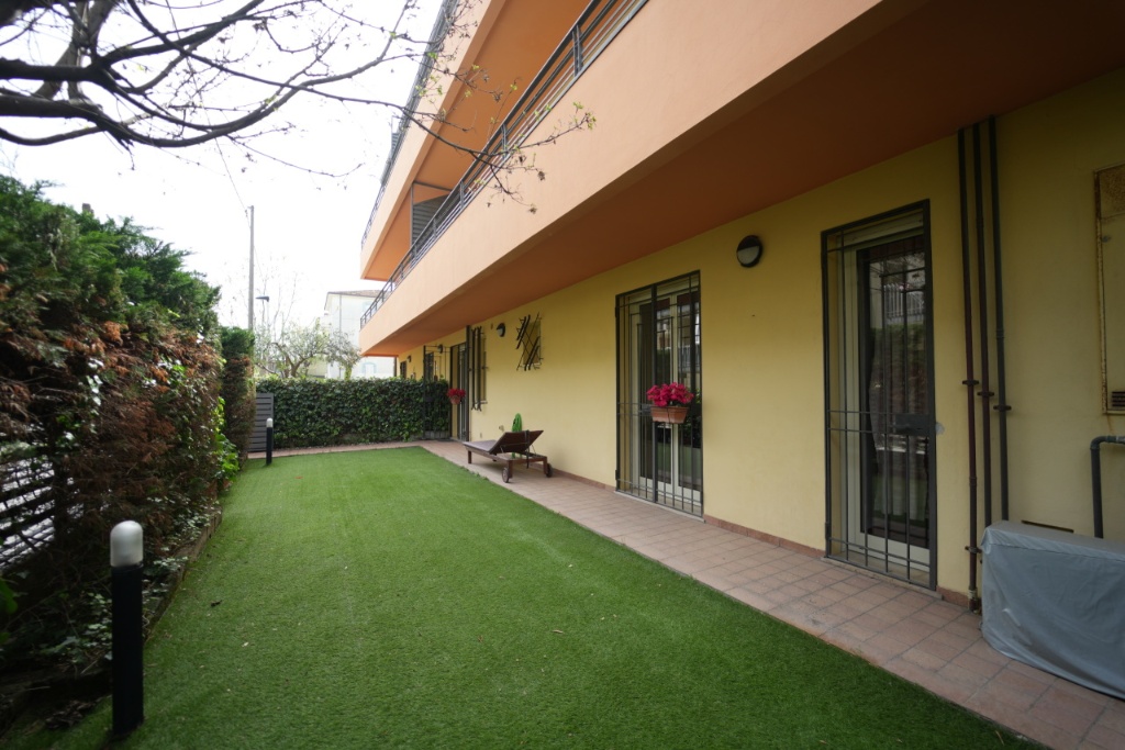 Appartamento in Viale ortigara 3, Rimini, 5 locali, 90 m² in vendita