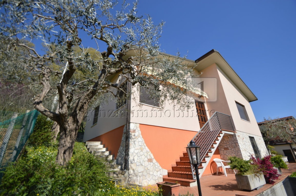 Villa singola in Via Campanonta 10, Longare, 7 locali, 1 bagno, garage