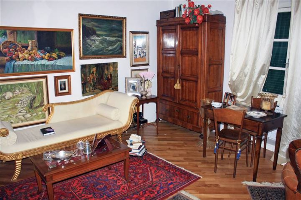 Trilocale a Lerici, 2 bagni, arredato, 90 m², 3° piano in vendita
