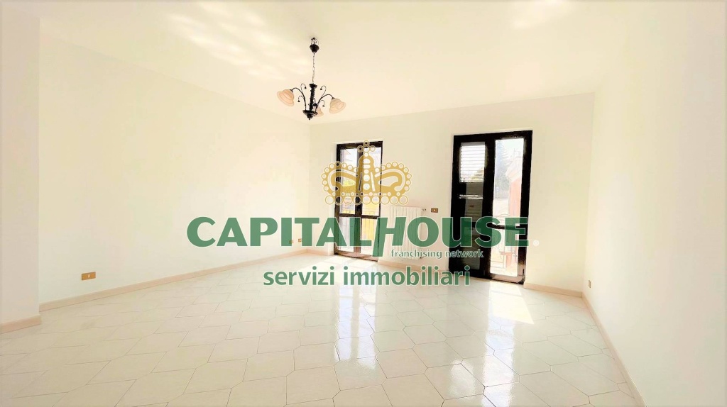 Casa indipendente a Cesinali, 4 locali, 4 bagni, 220 m², buono stato