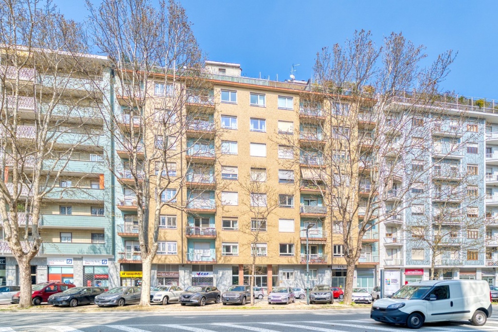 Appartamento in Corso Francia 266, Torino, 5 locali, 2 bagni, 165 m²