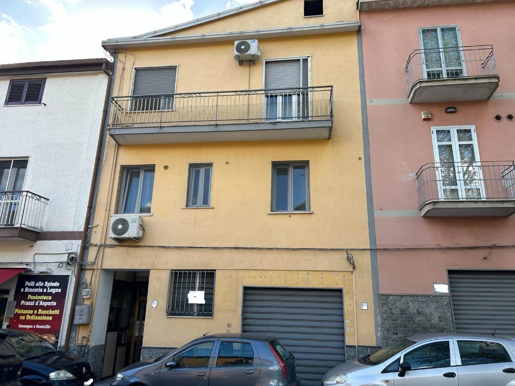 Trilocale in Via Tommaso San Severino 96, Baronissi, 1 bagno, 70 m²
