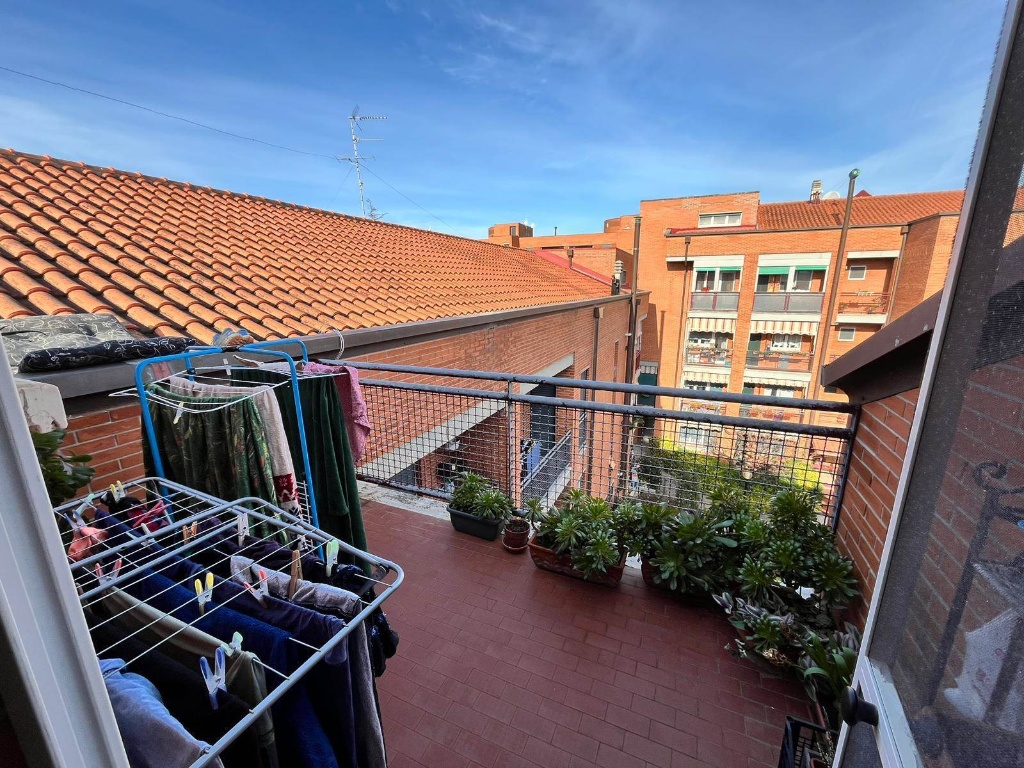 Attico a Livorno, 4 locali, 2 bagni, 96 m², 1° piano, terrazzo