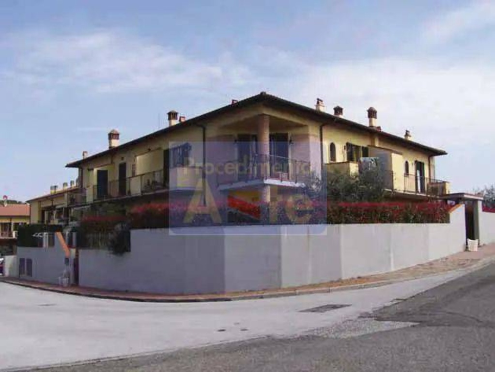 Appartamento in Via Aldo Moro, Cerreto Guidi, 5 locali, 2 bagni