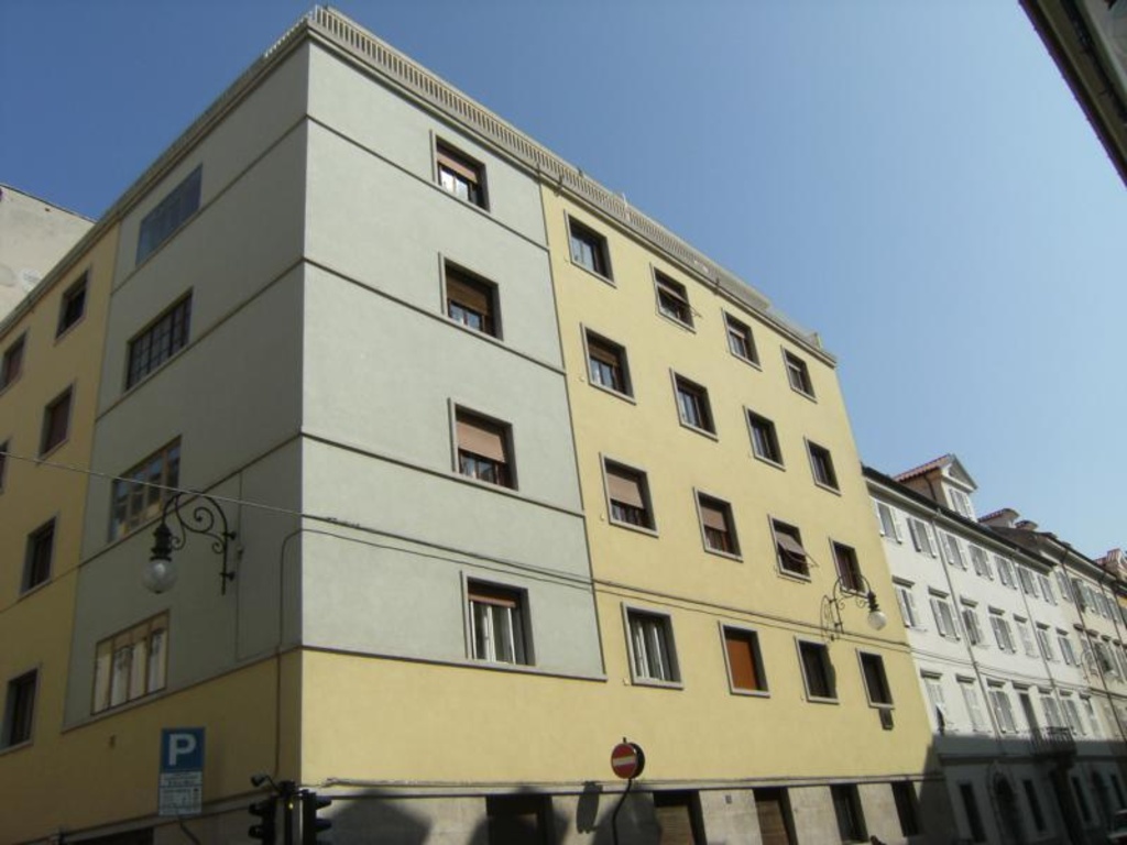 Trilocale a Trieste, 1 bagno, 97 m², ascensore in vendita