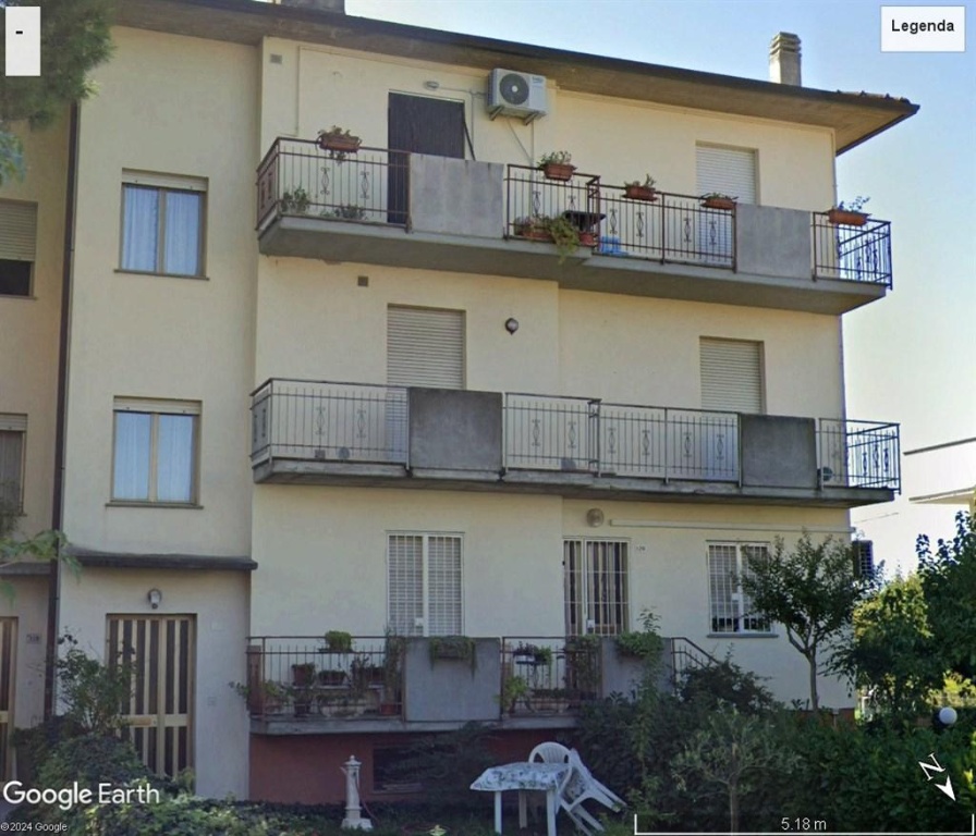 Appartamento in Via giovanni capra, Castel Bolognese, 6 locali, 109 m²