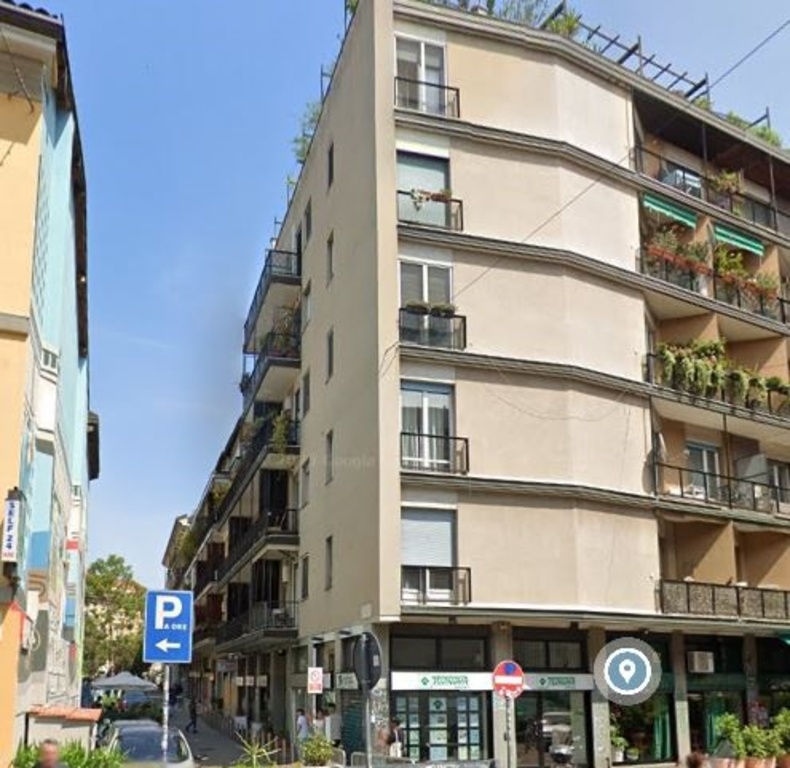 Quadrilocale in Via Alfredo Albertini, Milano, 2 bagni, 135 m²
