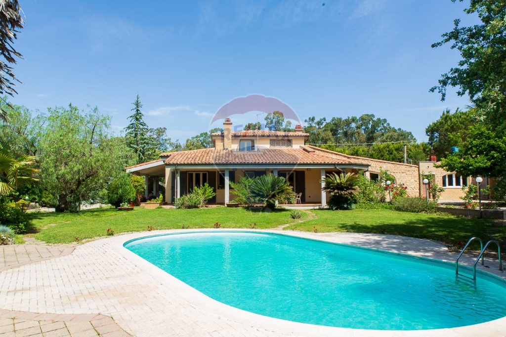 Villa in C.da Comunello, Aidone, 7 locali, 5 bagni, giardino privato