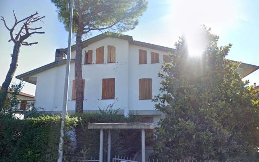 Villa a schiera in Via Lughese, Castel Bolognese, 12 locali, 271 m²