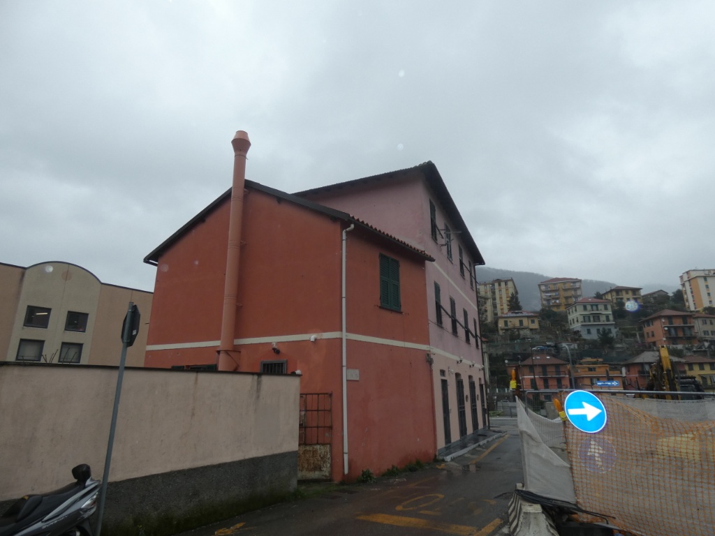 Appartamento in Via Rosata, Genova, 6 locali, 1 bagno, arredato, 95 m²