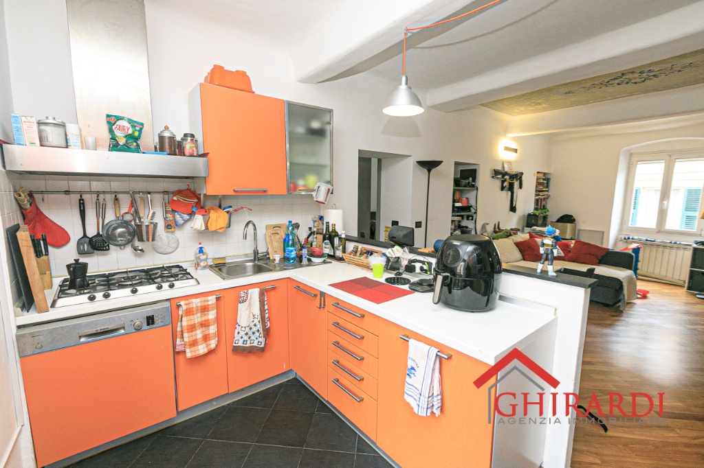 Appartamento in VIA SESTRI 57, Genova, 5 locali, 1 bagno, 79 m²