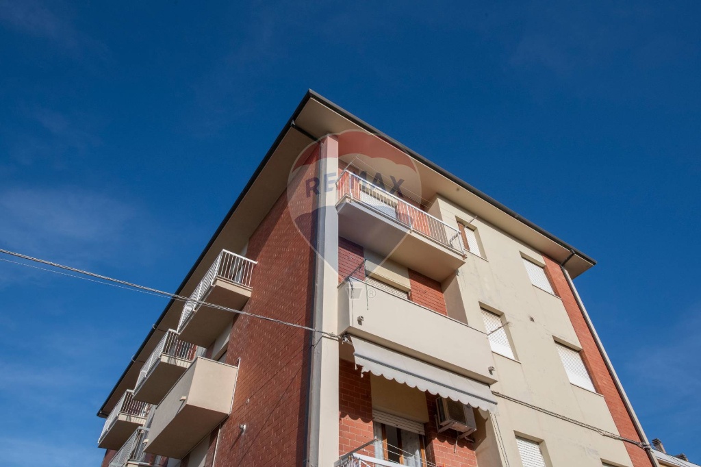 Appartamento in Via Galileo Galilei, Senigallia, 6 locali, 2 bagni
