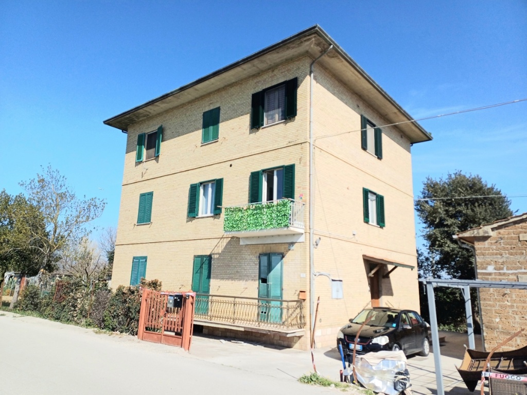 Quadrilocale in Via SANT' ELISABETTA 78, Bastia Umbra, 1 bagno, 100 m²