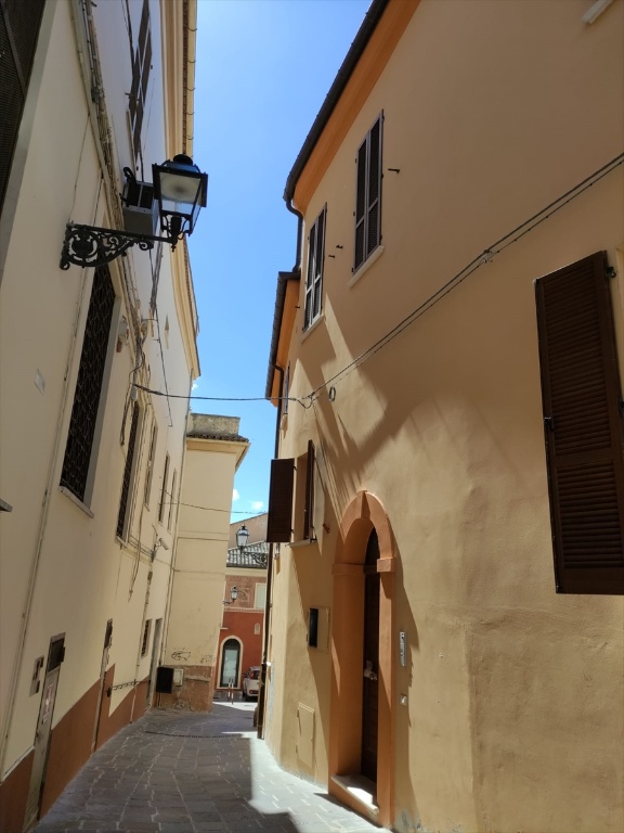 Trilocale in Vico dei veneziani, Chieti, 1 bagno, 100 m², abitabile