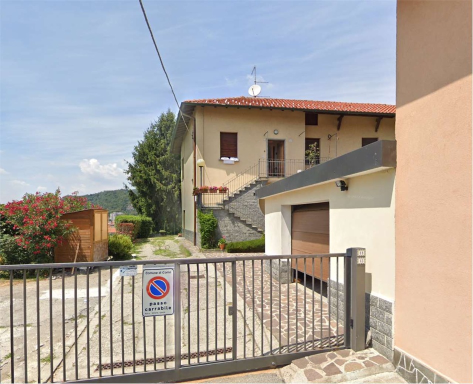 Palazzo in Via Giovanni Baserga 11, Como, 10 locali, 2 bagni, garage