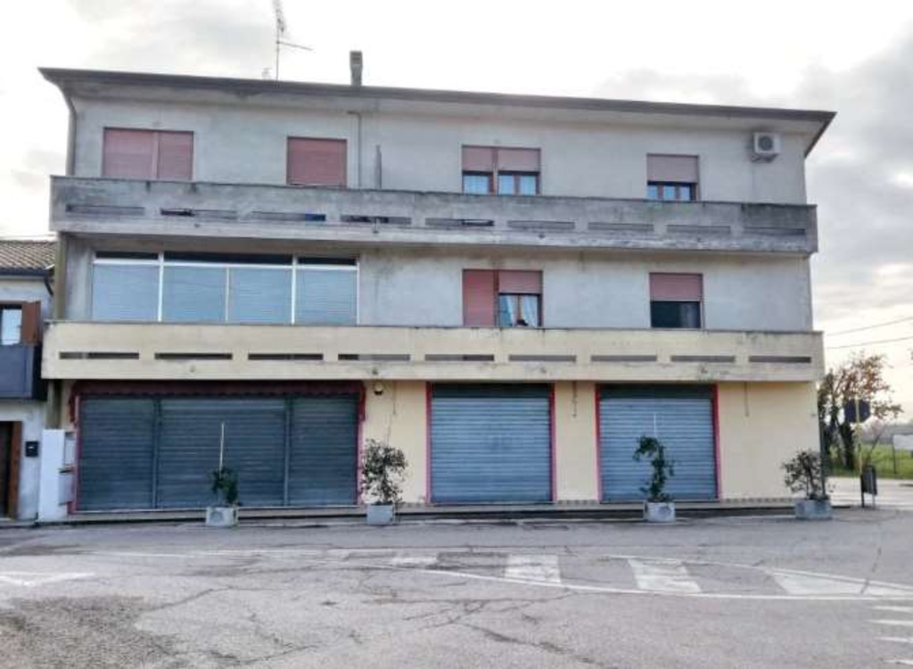 Appartamento in Via Zoncè 60, Godega di Sant'Urbano, 7 locali, 1 bagno