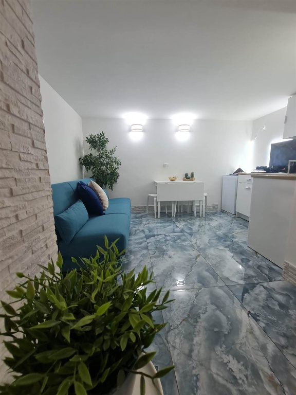 Bilocale a Napoli, 1 bagno, arredato, 35 m², classe energetica G