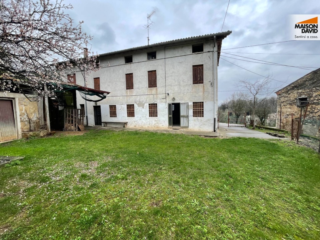 Casa indipendente in Via Rocche, Altavilla Vicentina, 7 locali, 346 m²