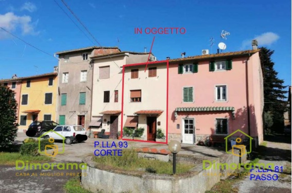 Villa a schiera in Via per pontemaggiore 69, Capannori, 5 locali