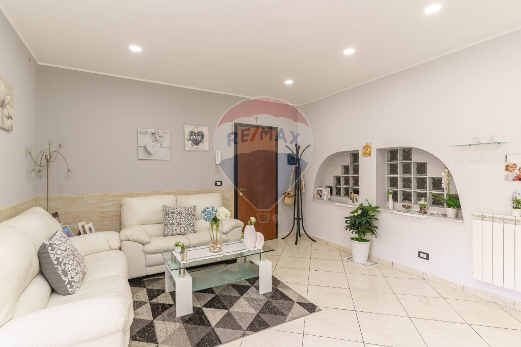 Appartamento in Via Livorno, Misterbianco, 5 locali, 2 bagni, 160 m²