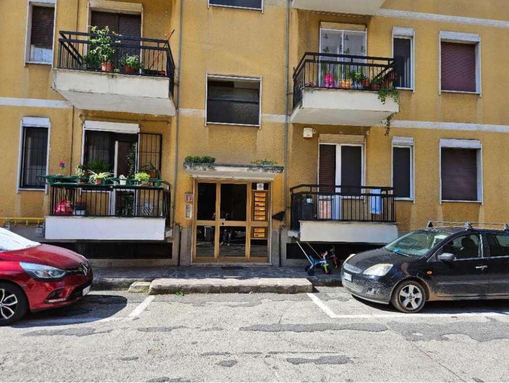 Quadrilocale in Via Da Vinci 37, Cassano d'Adda, 1 bagno, 72 m²