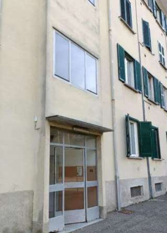 Quadrilocale in Via Domenico Pino, Como, 47 m², 3° piano in vendita