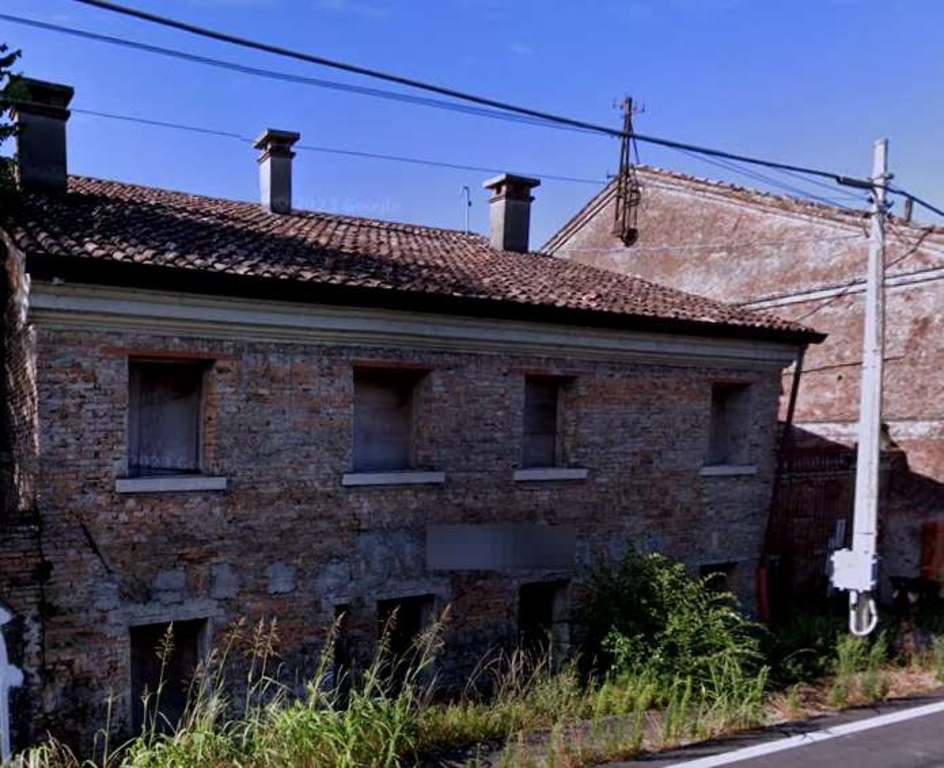 Casa indipendente in Via della Valle, Legnago, 12 locali, 3 bagni