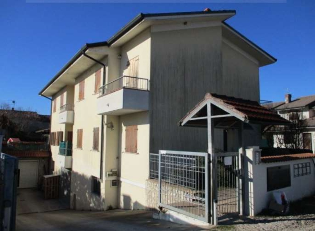 Appartamento in Via Gritti, San Bonifacio, 7 locali, 162 m² in vendita