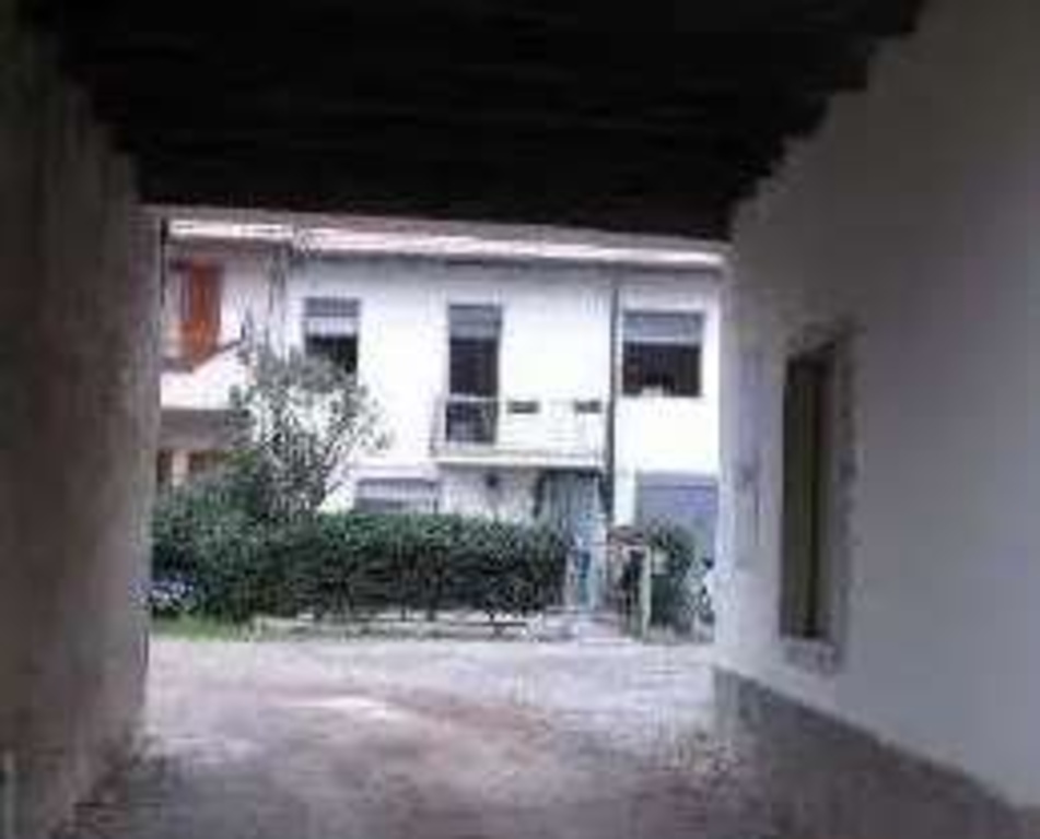 Appartamento in Via Monti, Origgio, 6 locali, 128 m², 1° piano