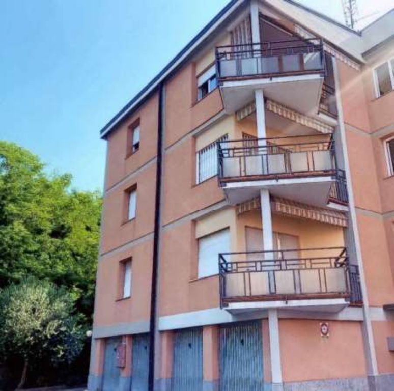 Appartamento in Via Creva, Luino, 6 locali, 111 m² in vendita
