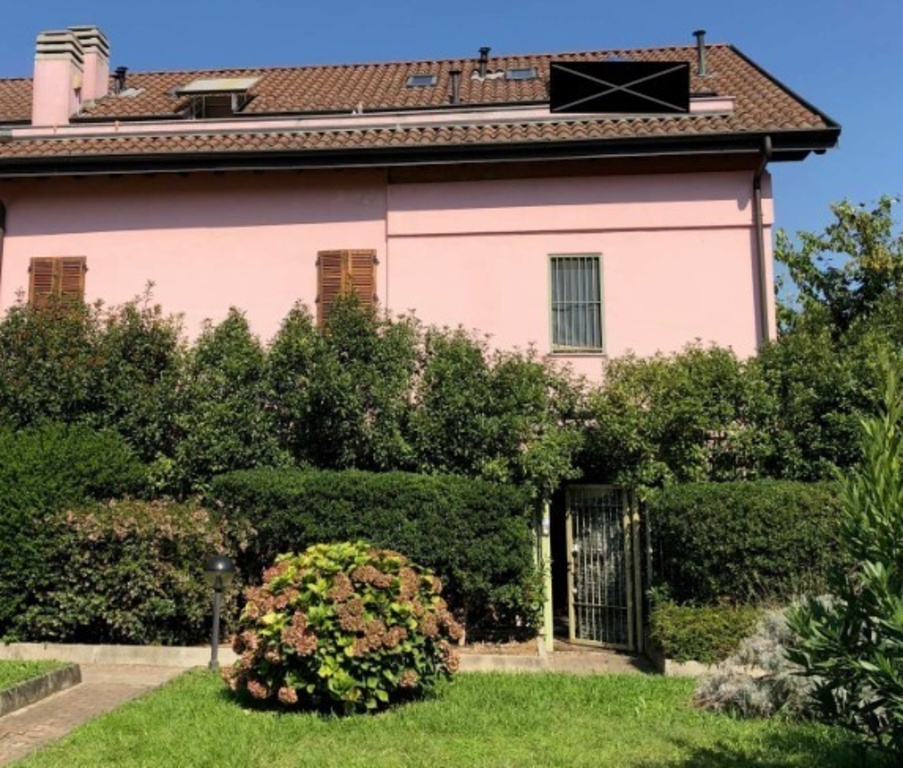 Villa a schiera in Via Settimo Milanese 25, Milano, 7 locali, 2 bagni