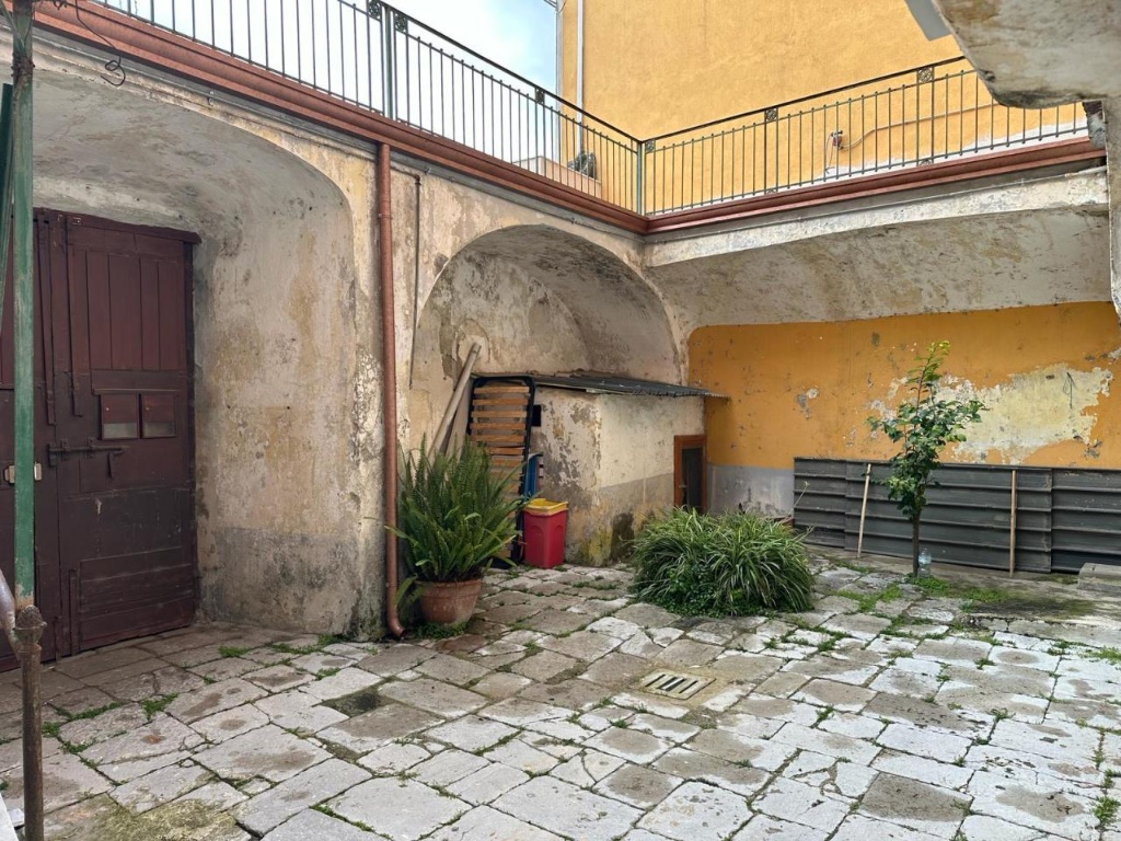 Bilocale in Via Raffaele Baldi, Cava de' Tirreni, 1 bagno, 65 m²
