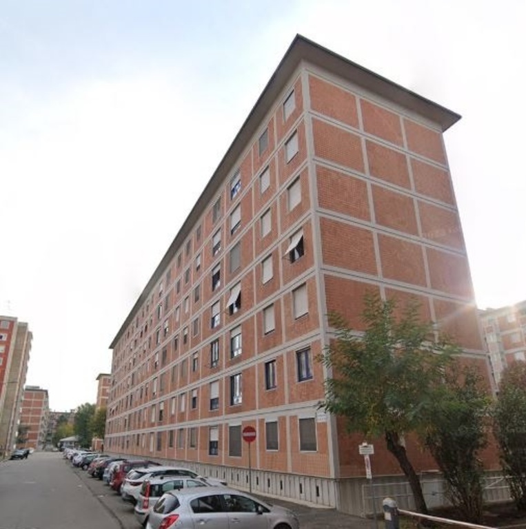 Quadrilocale in VIA DEI SALICI, Milano, 1 bagno, 87 m², ascensore
