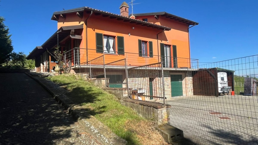 Villa singola in Località Tre Venti 33, Colli Verdi, 8 locali, 3 bagni