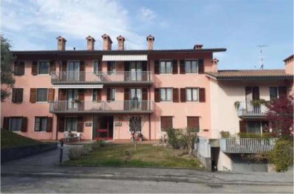 Villa a schiera in Via Gian Matteo Giberti, Bardolino, 8 locali