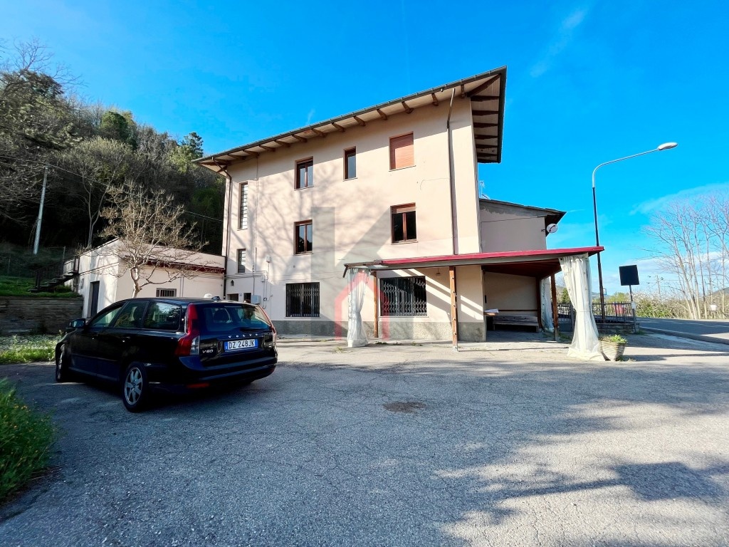 Appartamento in Via Campo Maggio, Rocca San Casciano, 7 locali, 205 m²