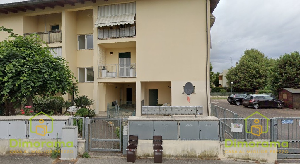 Bilocale in Via Isonzo 20, Russi, 1 bagno, giardino in comune, 58 m²