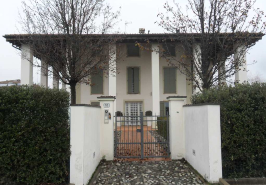 Villa in Strada Borelle, Modena, 10 locali, 2 bagni, garage, 272 m²