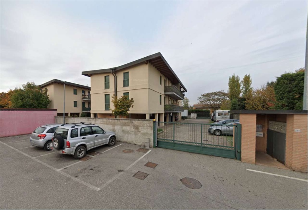 Bilocale in Via Treviglio 2785/10, Fara Gera d'Adda, 1 bagno, garage
