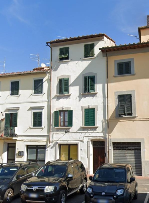 Appartamento a Castelfranco di Sotto, 5 locali, 2 bagni, 182 m²