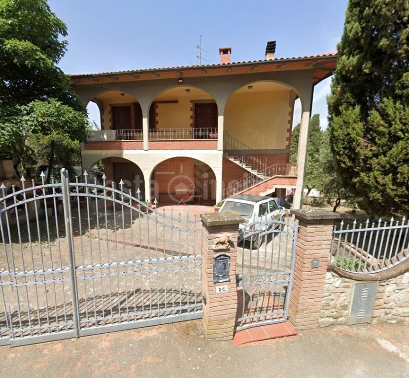 Villa a Volterra, 4 locali, 2 bagni, giardino privato, 216 m²