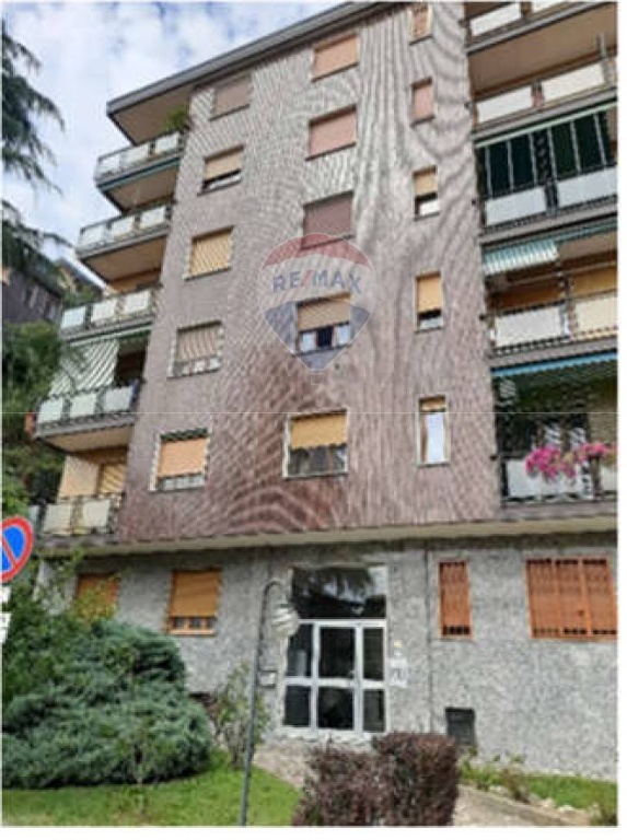 Monolocale in Via monte sabotino, Bollate, 1 bagno, 47 m², 6° piano