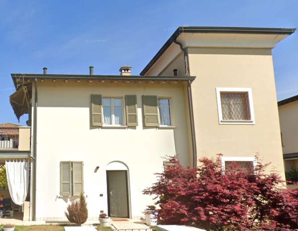 Appartamento in Via Marinetti, Fontanella, 5 locali, 108 m² in vendita