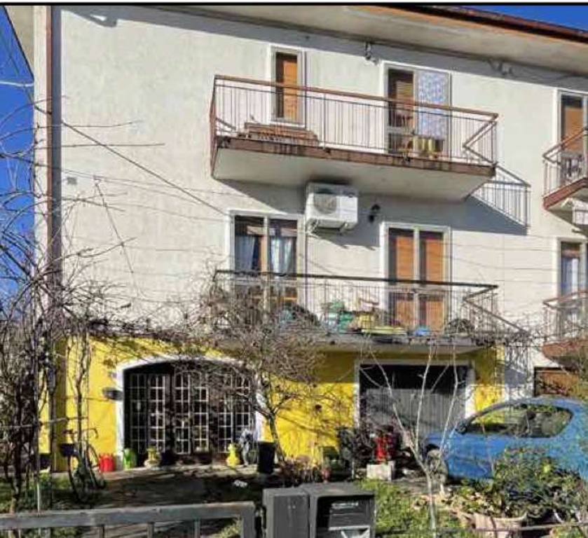 Casa indipendente in Via Monte Lozze, Schio, 8 locali, 2 bagni, garage