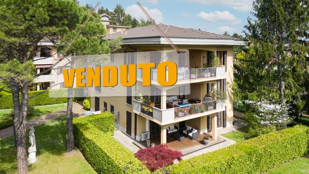 Quadrilocale a Varese, 3 bagni, 160 m², 1° piano, terrazzo, ascensore