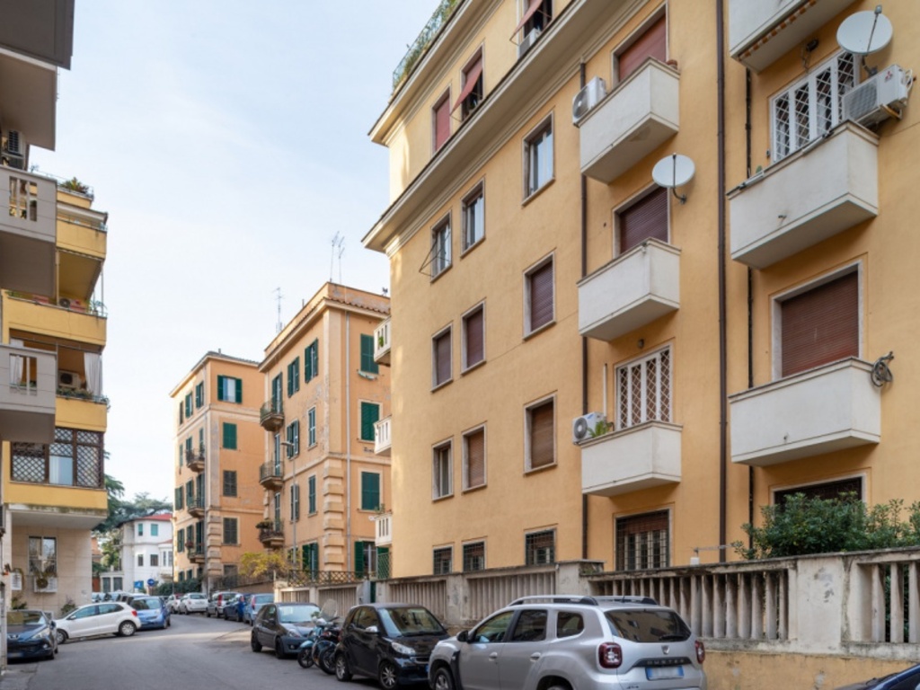 Appartamento in Via Giuseppe Vasi, Roma, 1 bagno, 58 m², ascensore