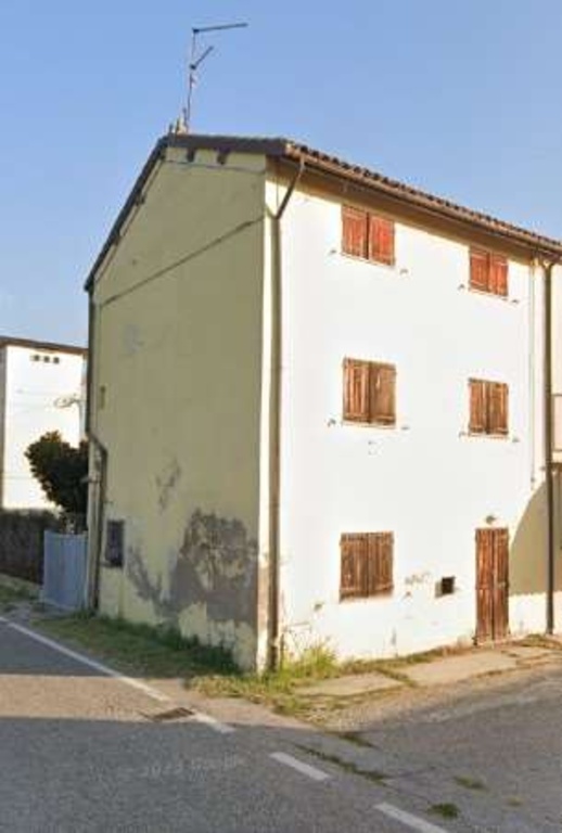 Casa indipendente in Via Perarolo, San Bonifacio, 5 locali, 106 m²